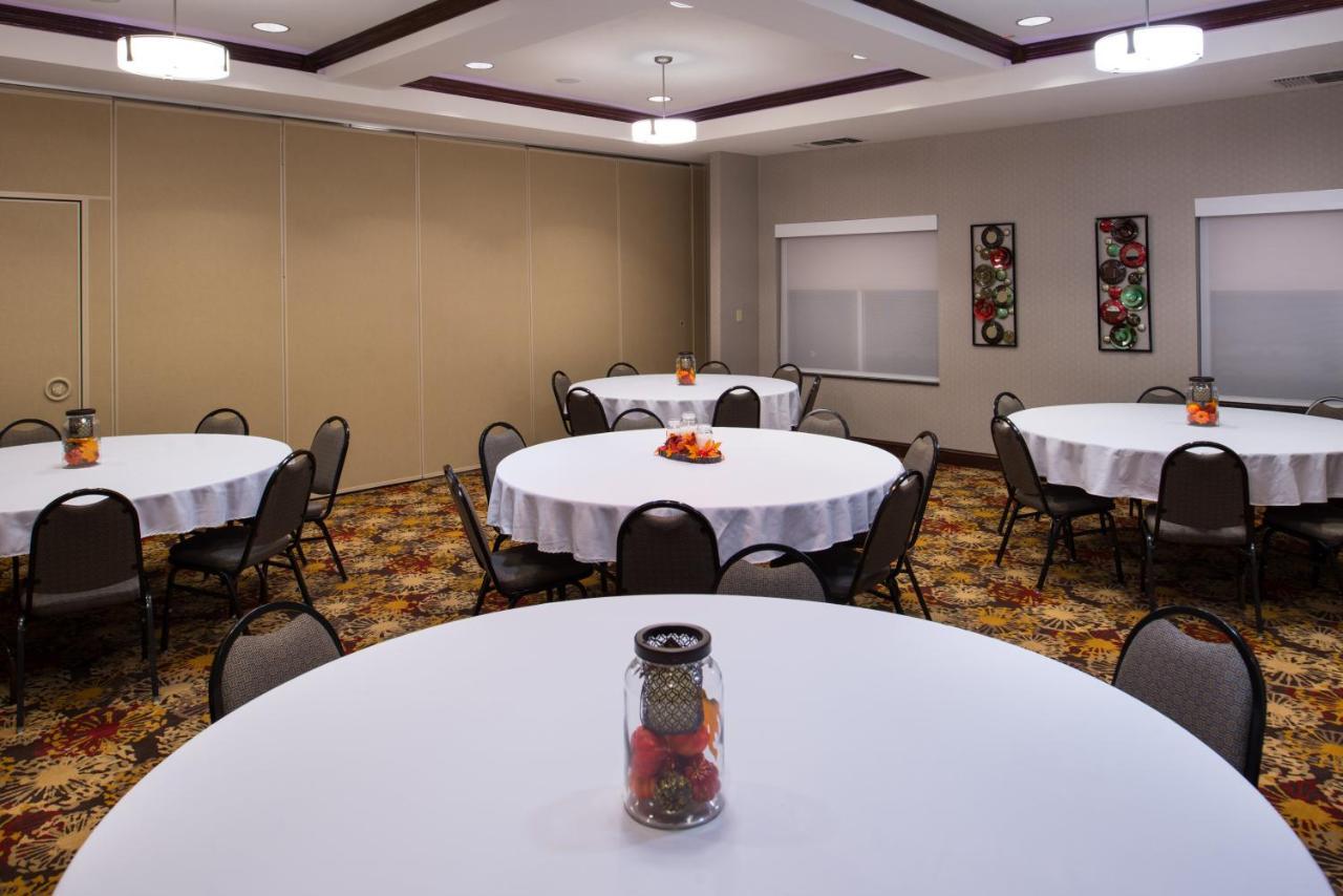 Holiday Inn Express & Suites Pittsburg By Ihg Екстер'єр фото