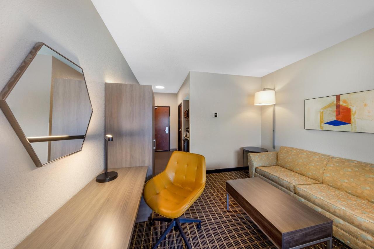 Holiday Inn Express & Suites Pittsburg By Ihg Екстер'єр фото