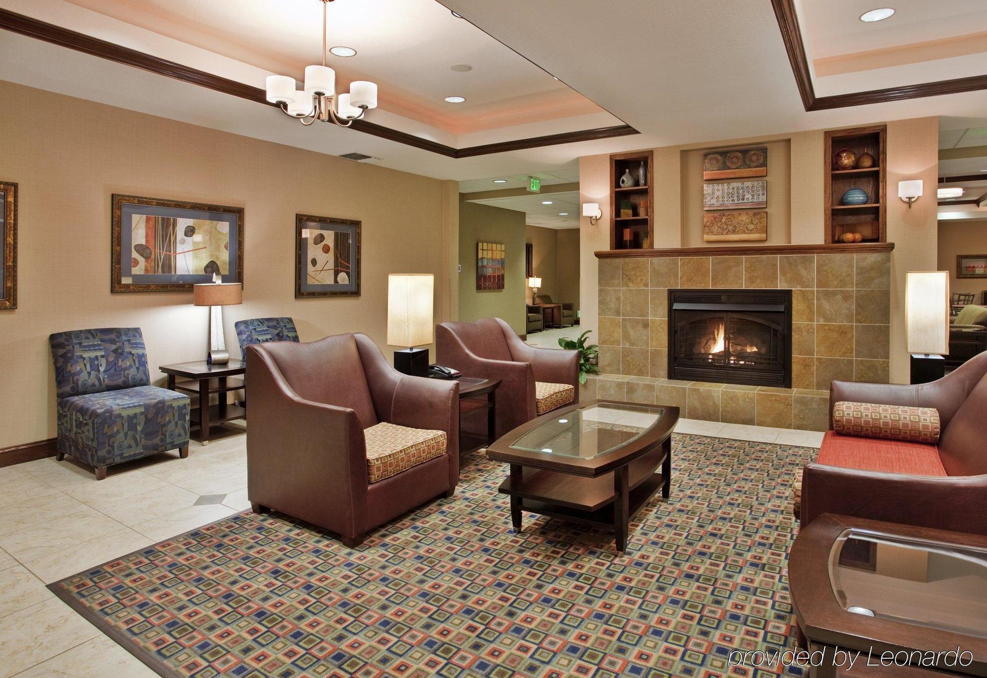 Holiday Inn Express & Suites Pittsburg By Ihg Інтер'єр фото
