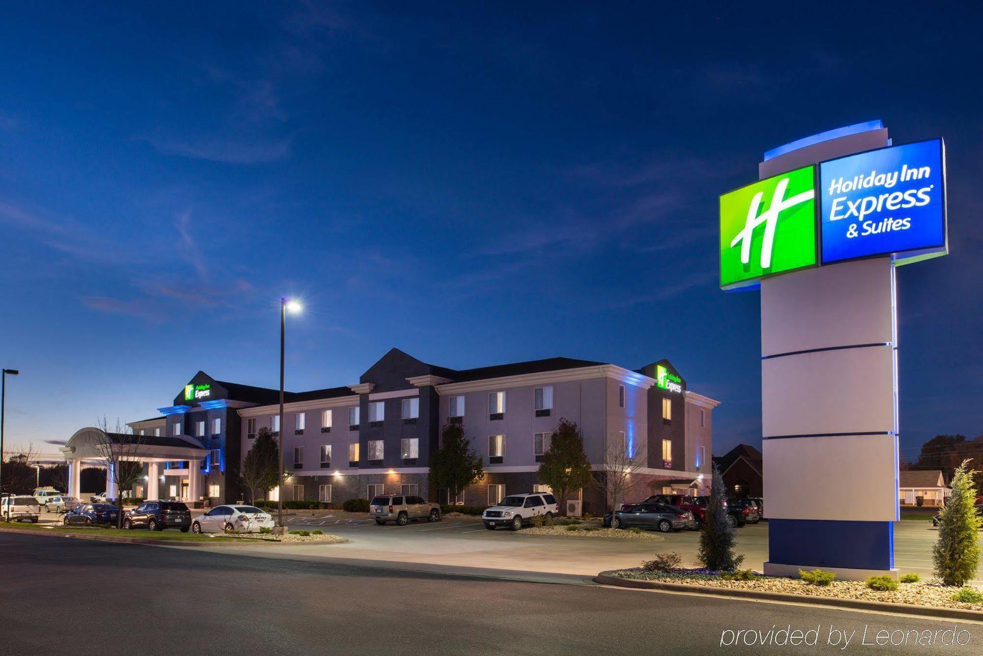 Holiday Inn Express & Suites Pittsburg By Ihg Екстер'єр фото