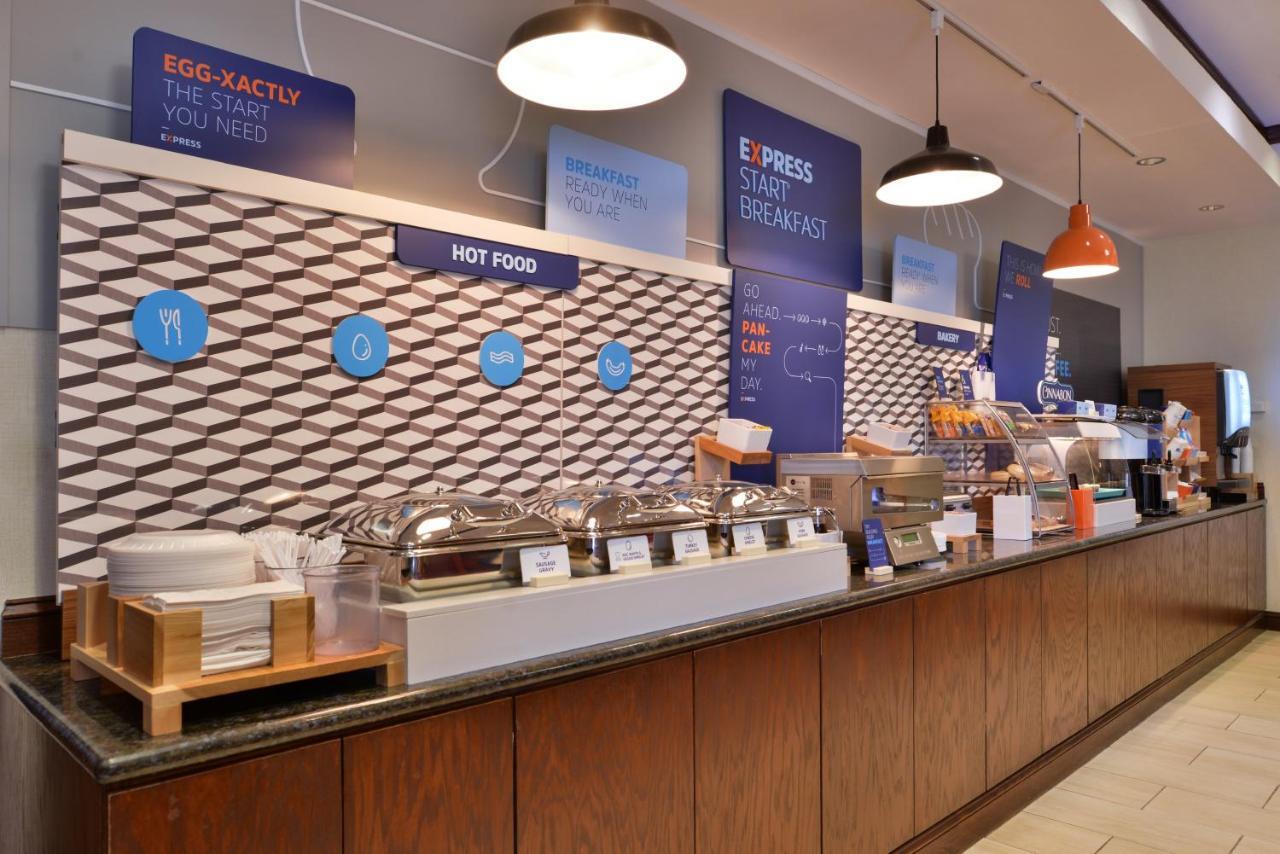 Holiday Inn Express & Suites Pittsburg By Ihg Екстер'єр фото